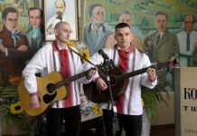 ХАЙ ЛУНАЄ КОБЗАРЕВЕ СЛОВО!