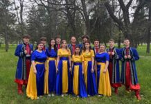 НА ХВИЛІ ТВОРЧОСТІ